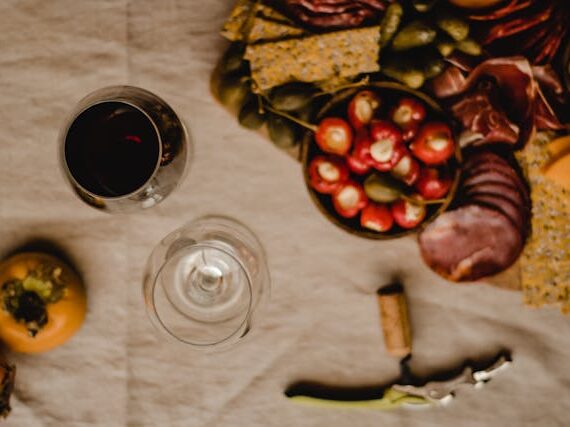 在家就能做:分享5款能驅走寒意的冬日暖心熱調酒