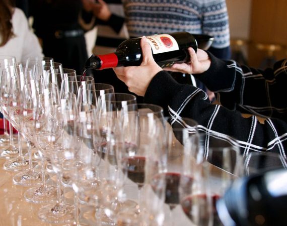 What Does Blackcurrant in Wine Actually Taste Like? It’s Not Vinegar, and It’s Definitely Not Just Grapes